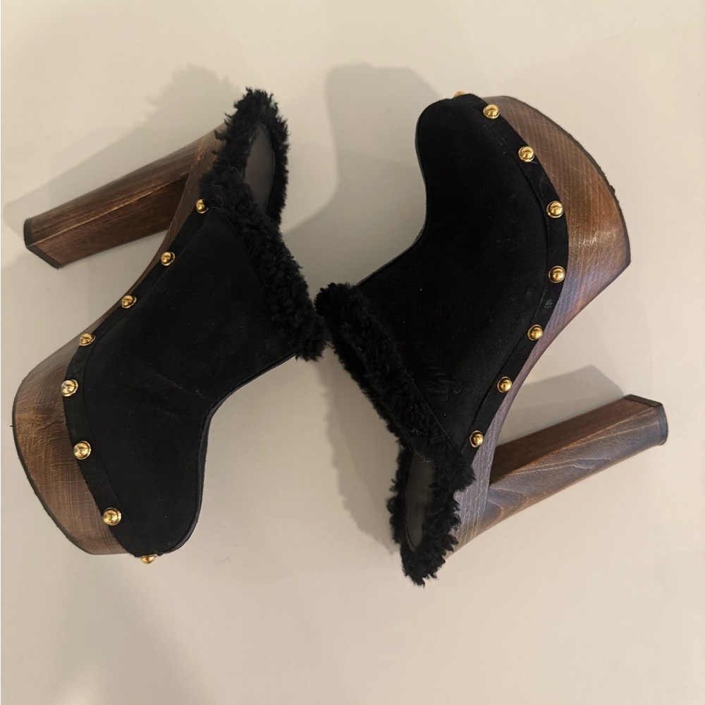 Gucci black suede high heel mules with shearling lining EUC